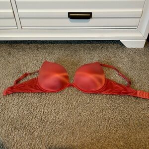 ‘Very Sexy’ Victoria secret salmon 34DD Bra